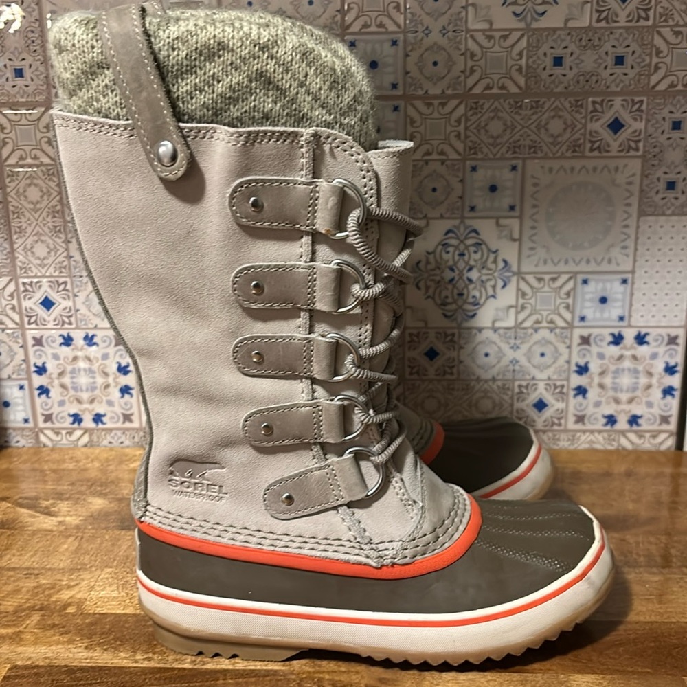 Sorel Joan of arctic knit knit boots Women’s 6